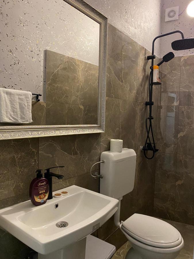 Hotel In Time Prizren Ngoại thất bức ảnh