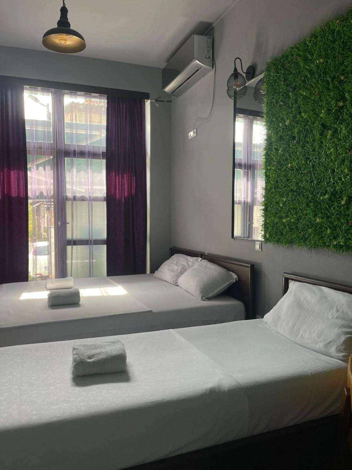 Hotel In Time Prizren Phòng bức ảnh